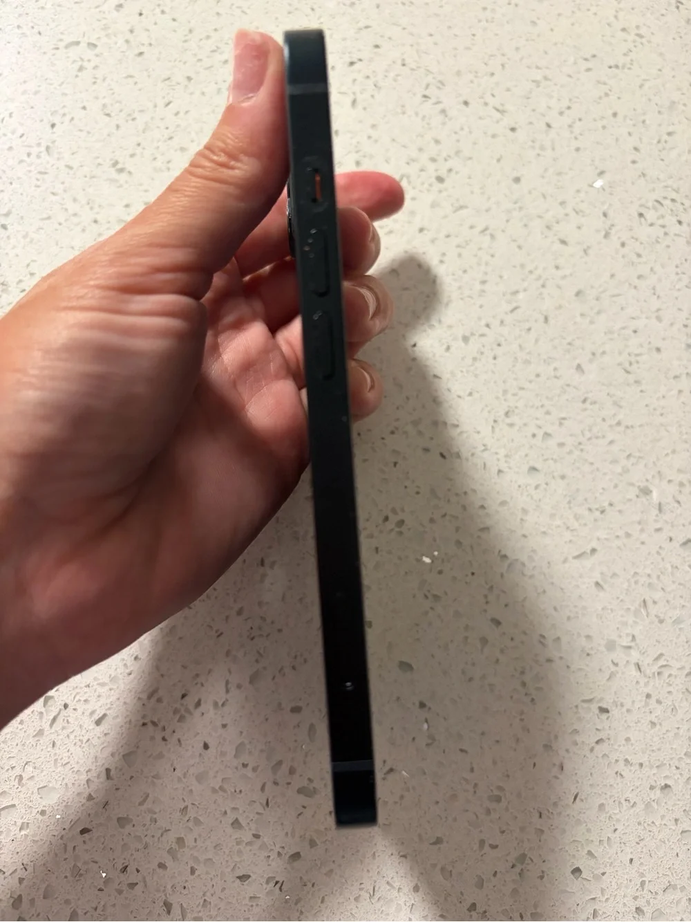 Apple iPhone 13 - Black